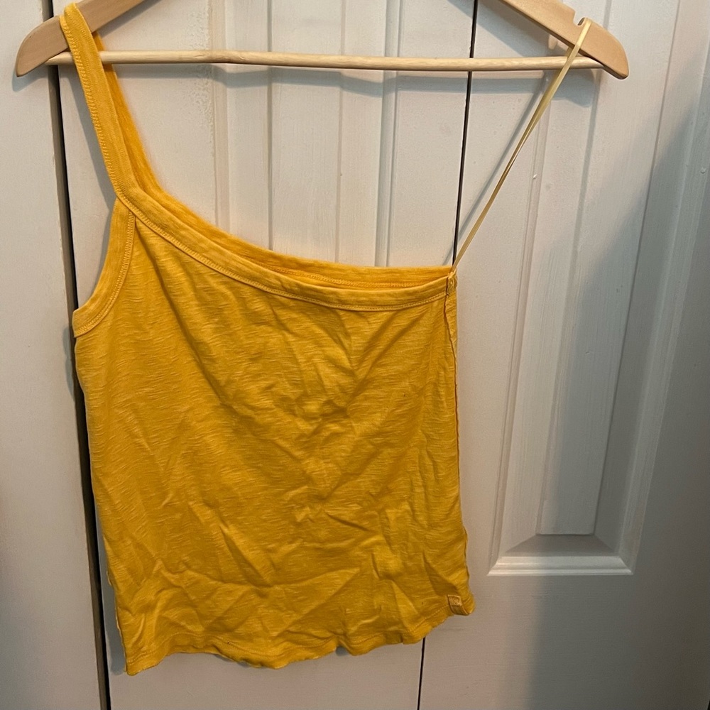 Free People One shoulder shirt